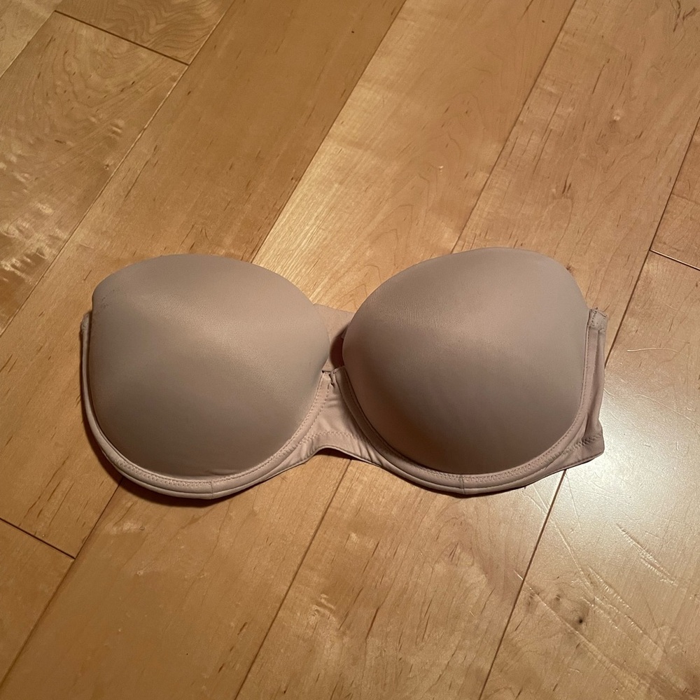 VS Pink Wear Everywhere Push Up Strapless Bra - Nude 34DD